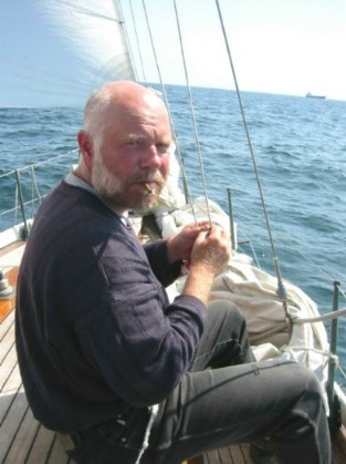 {short description of image}